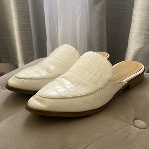 White Mules